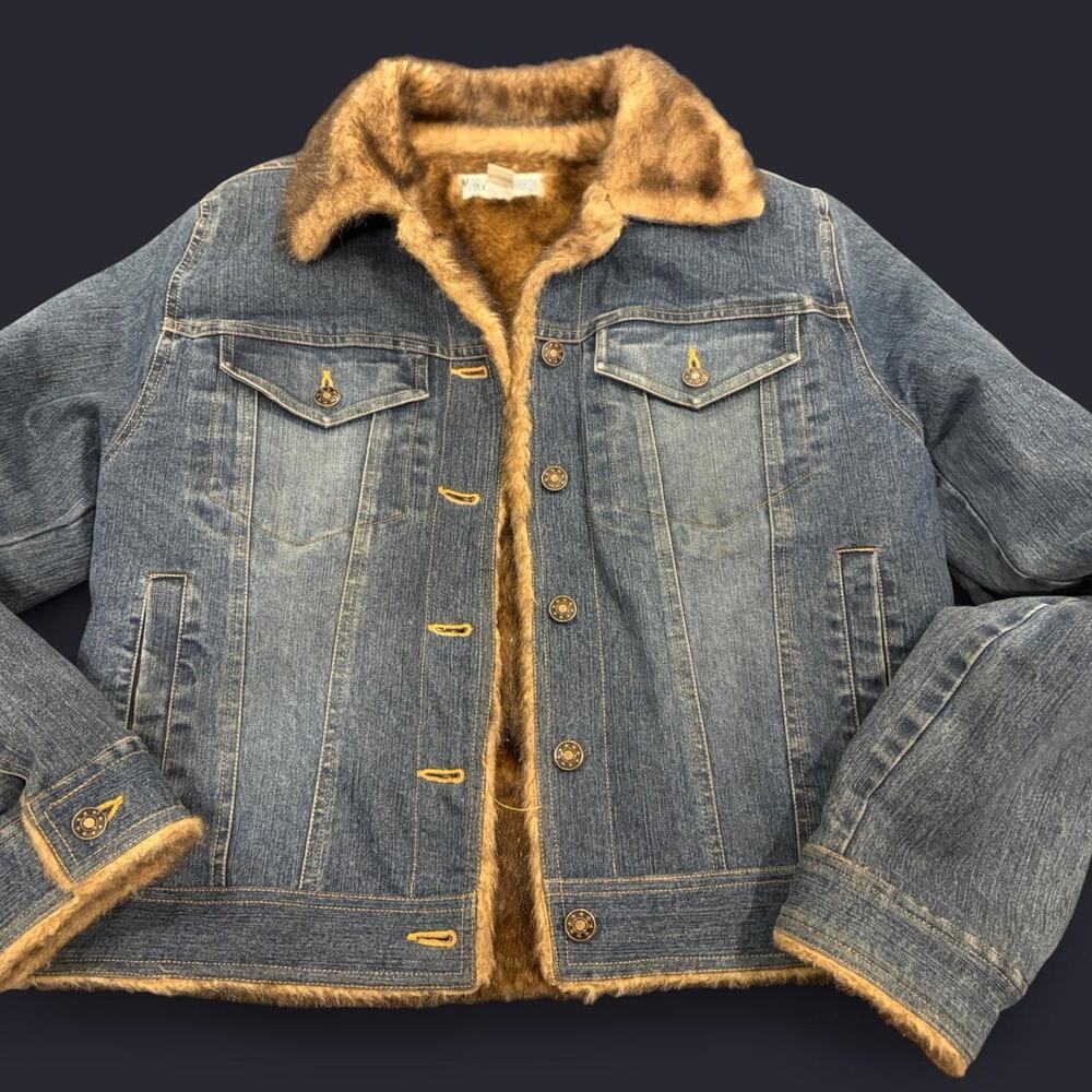 Insane y2k vintage faux fur medium